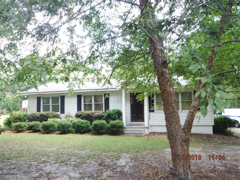 6102 Laurel Ln, Eastman, GA 31023-3422