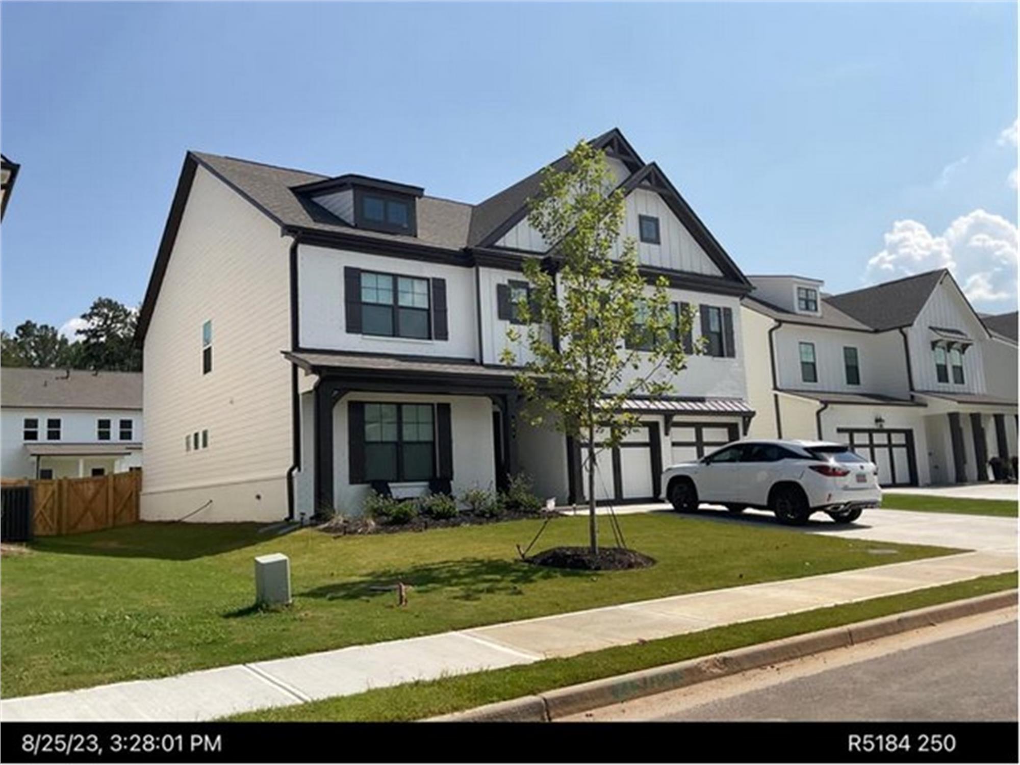 624 Fenwick Pk Dr, Lawrenceville, GA 30045-2526