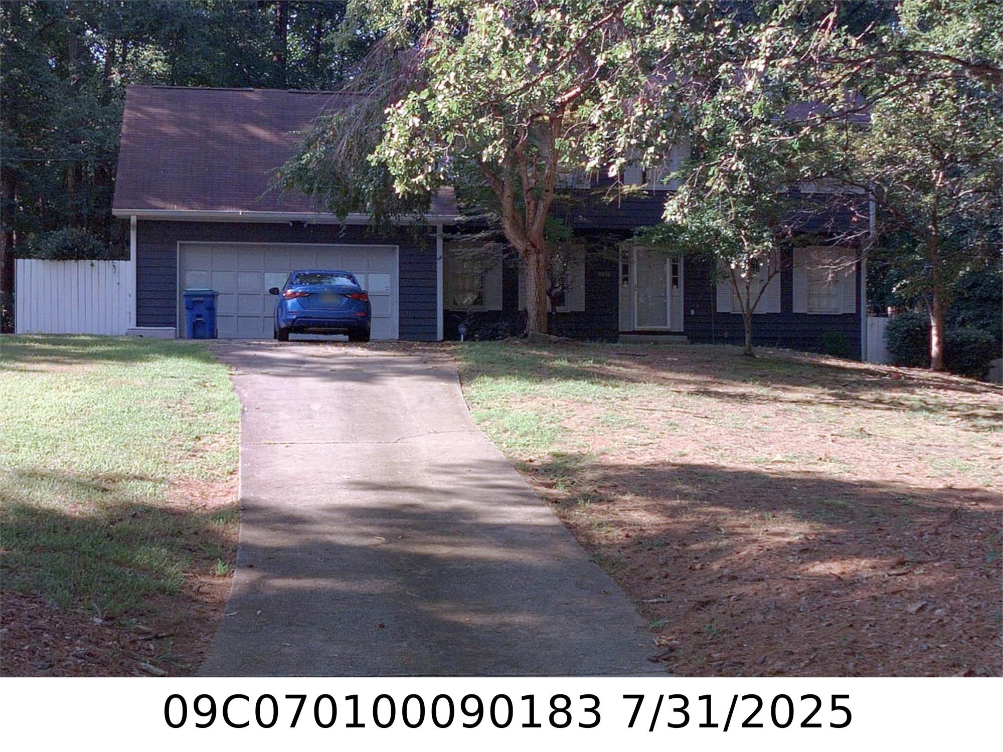 8450 Sundridge Dr, Fairburn, GA 30213-1906