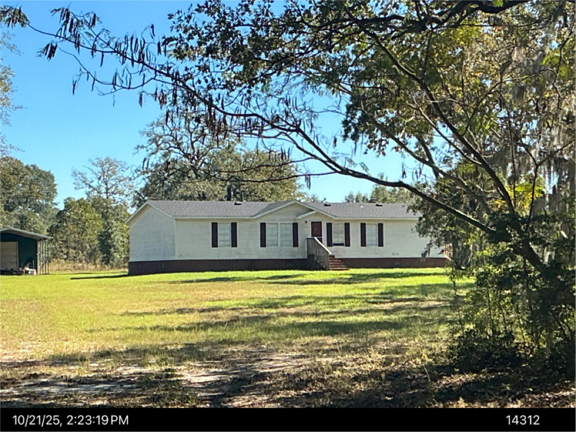 140 Kennedy Bridge Rd, Register, GA 30452-3936