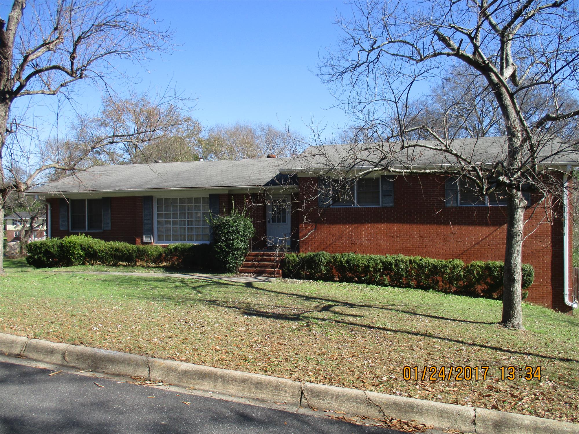 328 Lilly Ave, Macon, GA 31204-5222