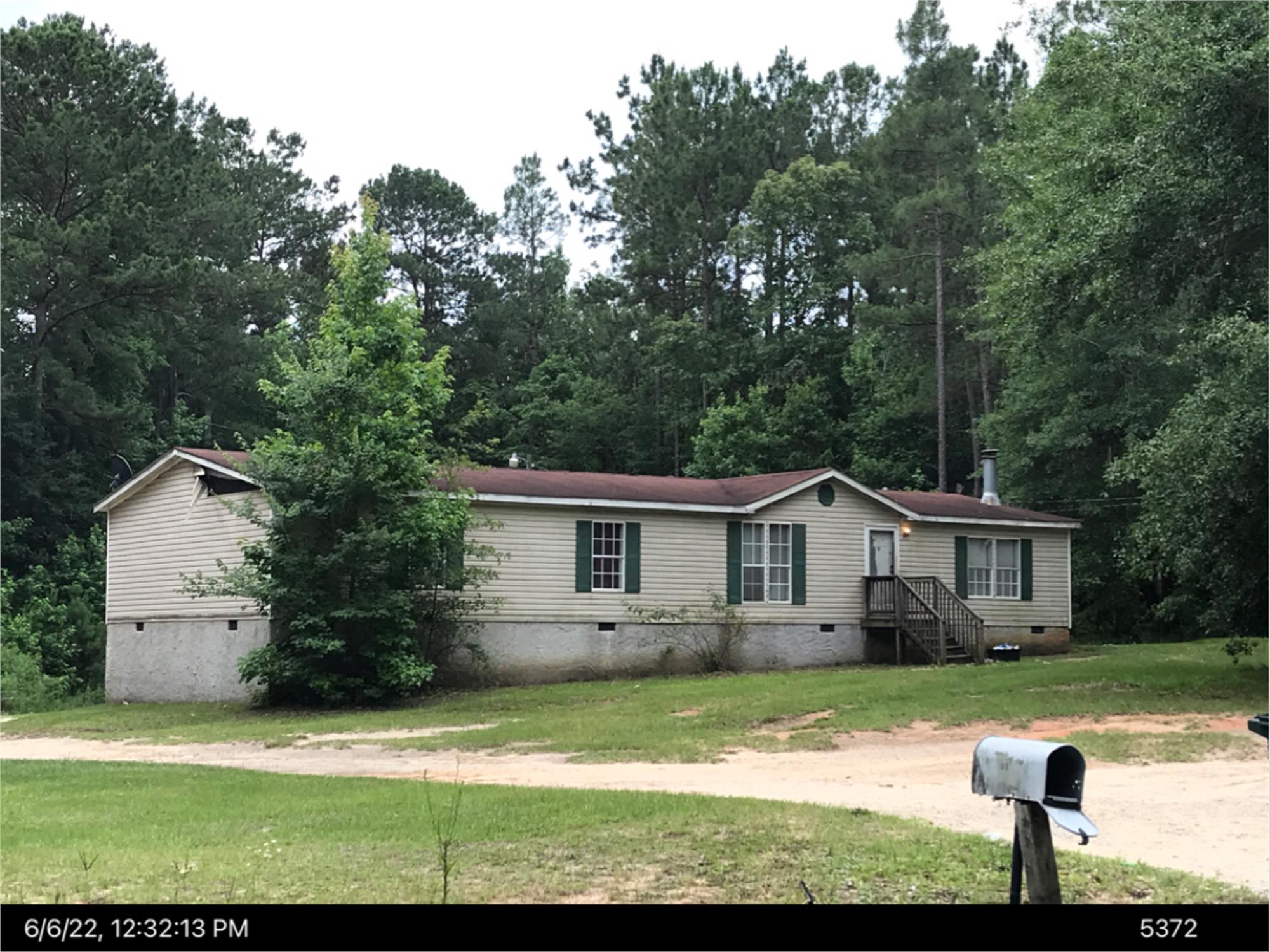 228 Pebble Hills Rd, Cochran, GA 31014-2932