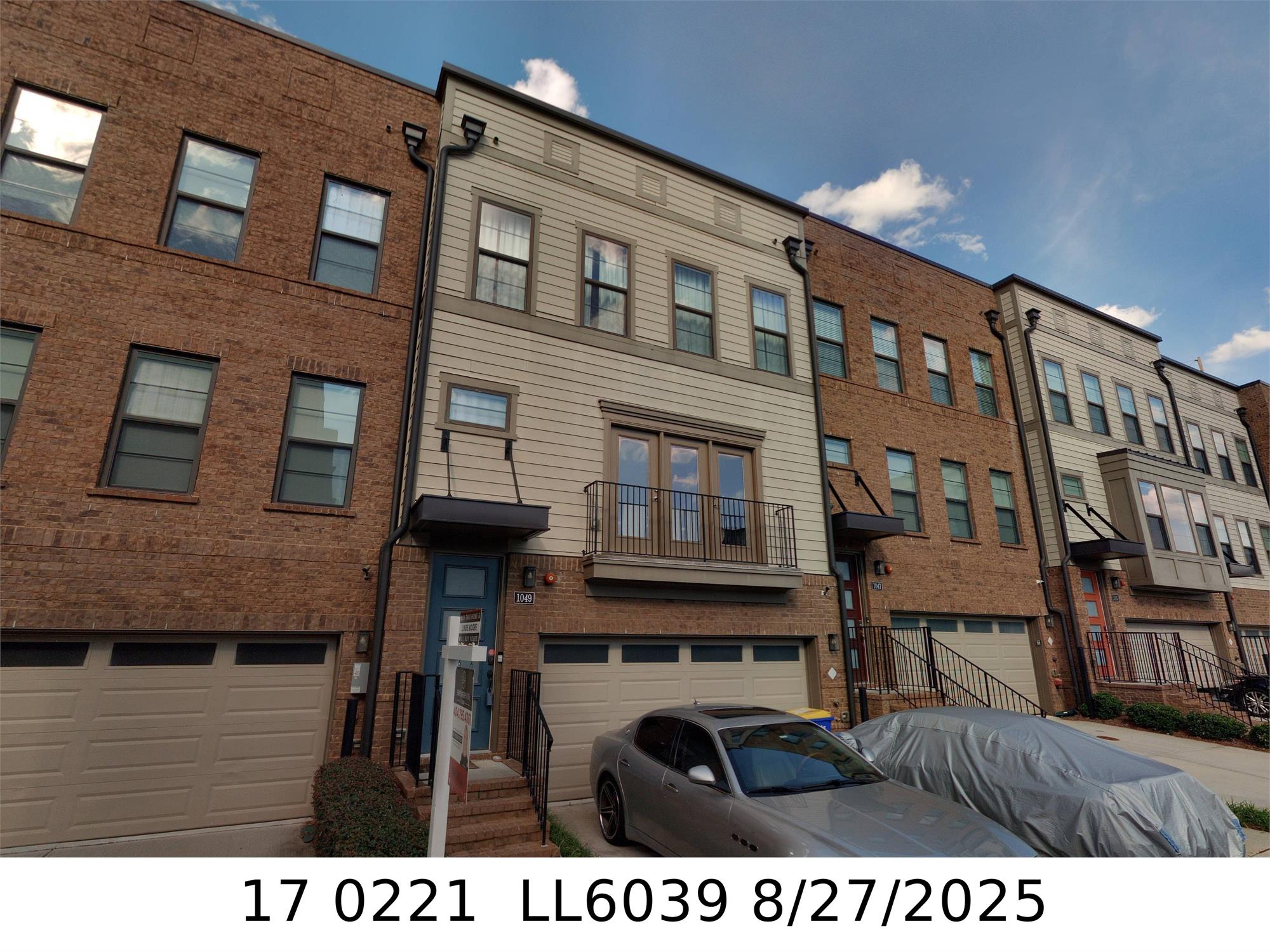 1049 Brandsford St Nw, Atlanta, GA 30318-9302