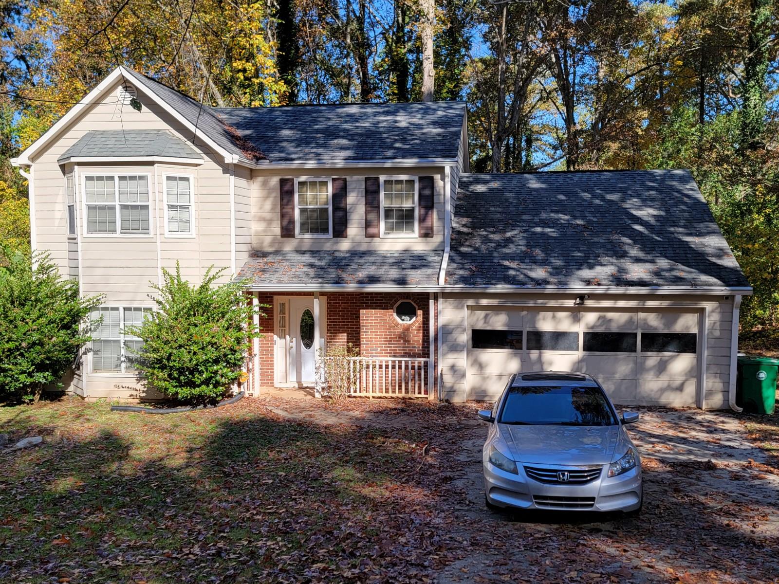 1590 Canberra Dr, Stone Mountain, GA 30088-3600